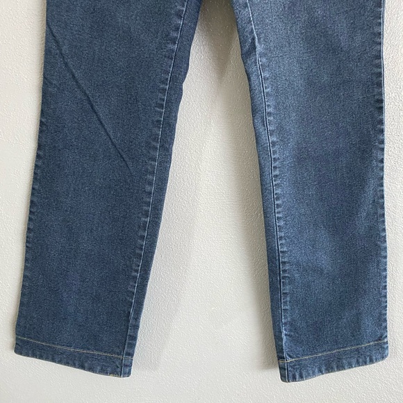 Coogi Women’s Jeans Size 30 Straight Jeans 100% Cotton Dark Denim Casual Y2K - Picture 4 of 10